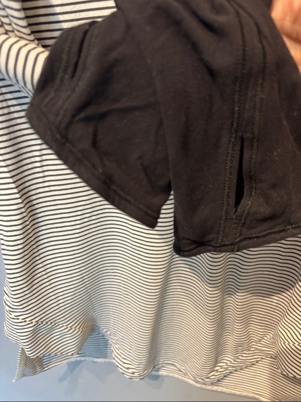 Lululemon Urbanite Henley Long Sleeve In Hyper Stripe Angel Wing / Black - Picture 9 of 10